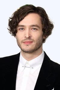 Alexander Vlahos